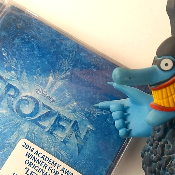 Factory Sealed Disney Frozen Soundtrack CD - Picture 9 of 10